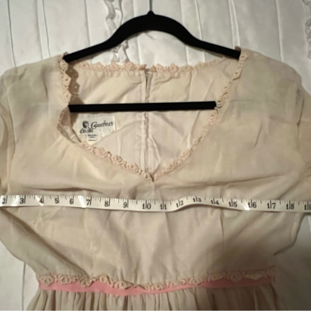 🤑Vintage Courier Cream Long Dress with Pink Accents from Early 70’s Gunne Style - Picture 5 of 5